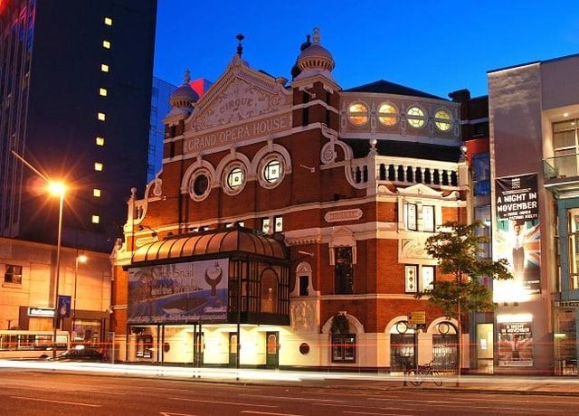 Photo of facade of Grand Opera House, Belfast