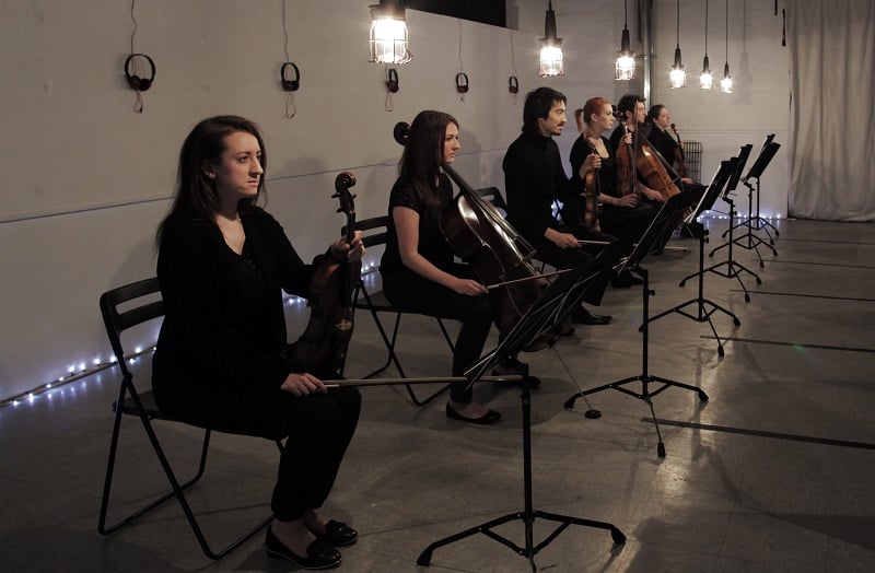 Photo of Sinfonia Cymru musicians playing