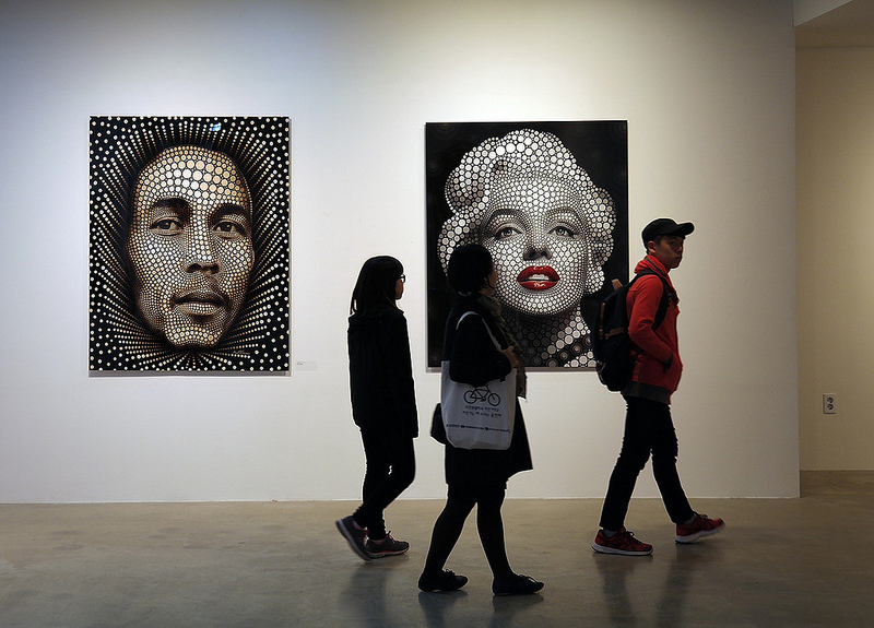 Online art sales slowing, finds survey