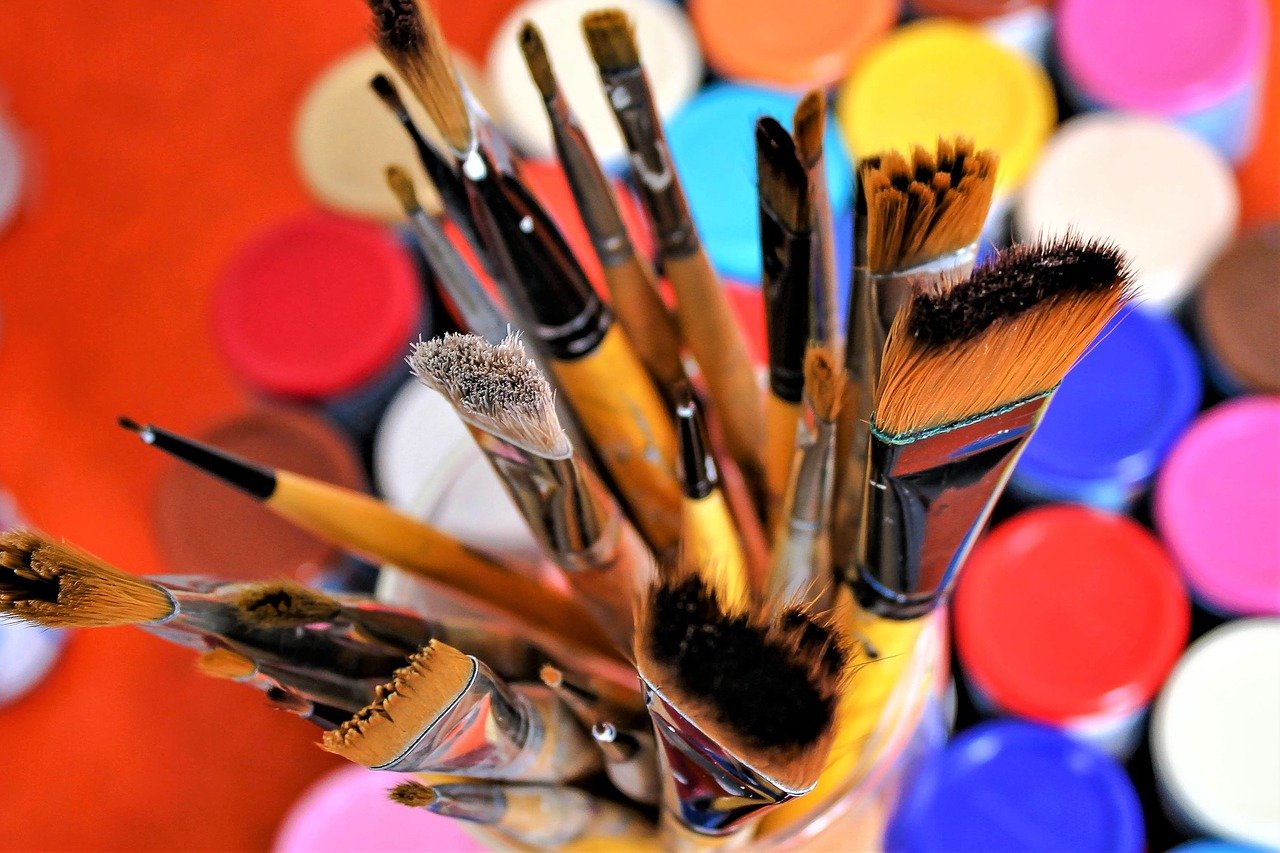 Photo of a brush and paint pots