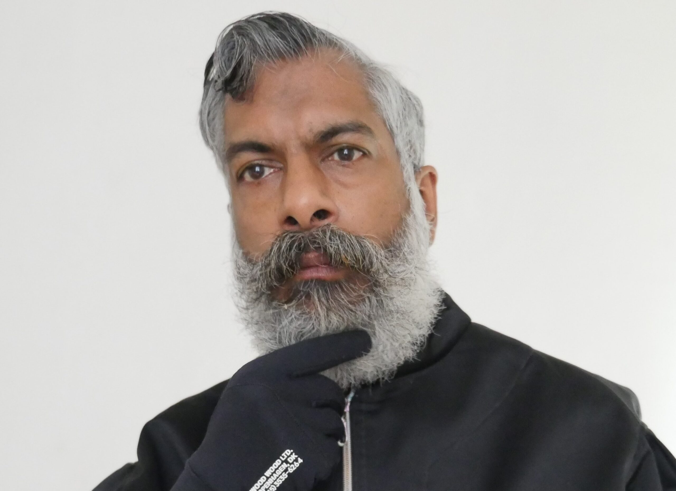 Khan to chair Akademi