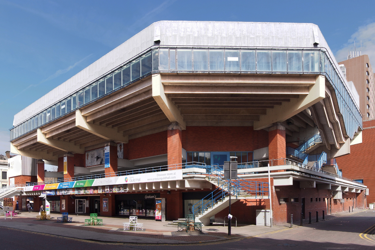 Further theatres affected by concrete concerns