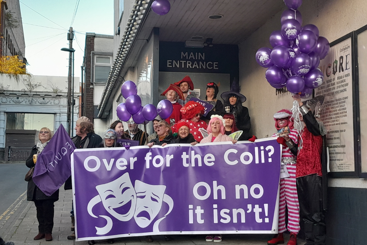 Actors lead 'flash mob' to reopen Oldham Coliseum